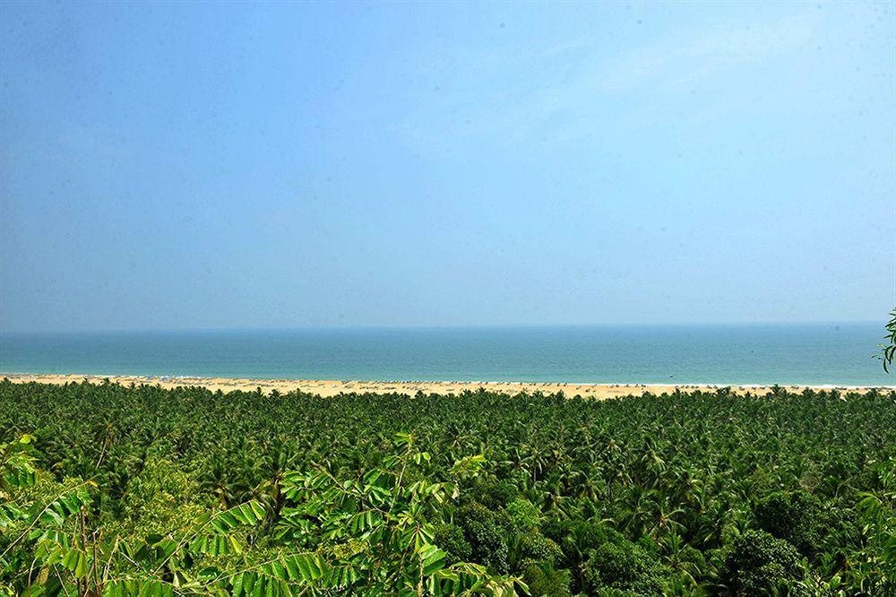 Hotel Ananda Lakshmi Ayurveda Retreat à Chowara Extérieur photo